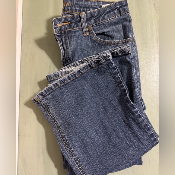 Arizona Jean CO mid flare - Picture 2 of 8